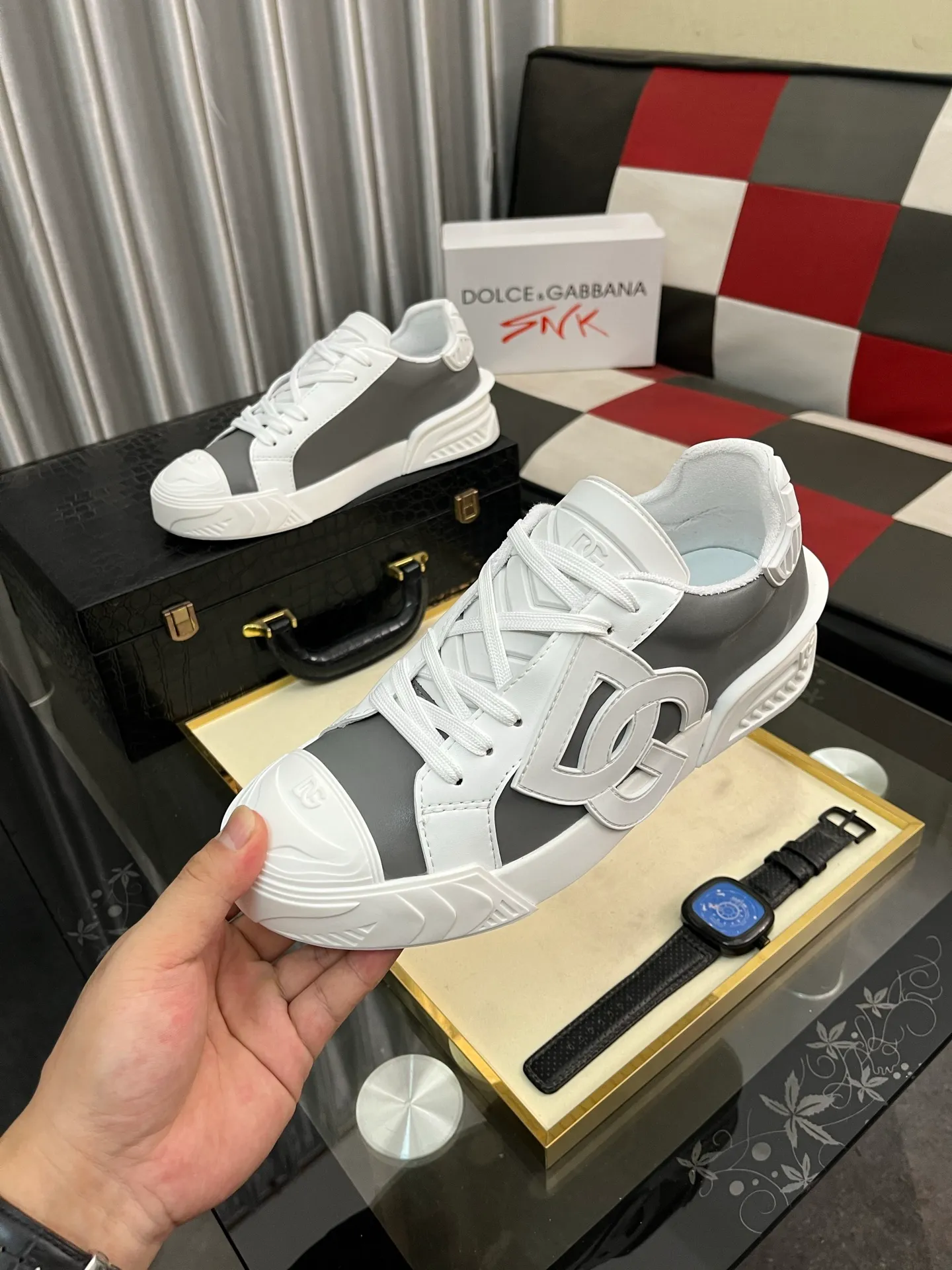 Men's shoes💰500⌚️⌚️【DG】Latest official website high-top casual, men's shoes original quality imported cowhide➕Yangli [Proud] In terms of materials and workmanship, it beats all versions on the market💕Highest quality shipments. Real photos, imported fabrics highlight the unique charm of the brand😘The shoelaces are also original custom-made👻Classic lace-up shoes are very comfortable on the feet, sizes 35-465️⃣colors available